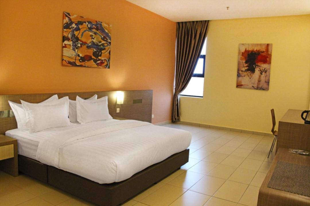 Kluang Riverview Hotel Exteriér fotografie